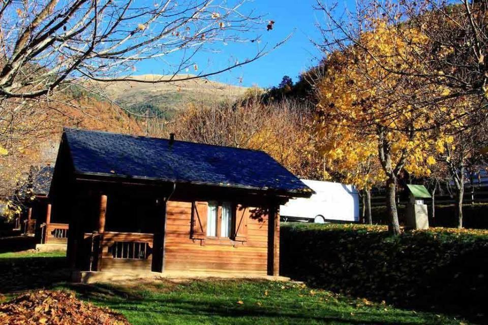 Hotel Hotel, Bungalows Y Camping Viu Víu