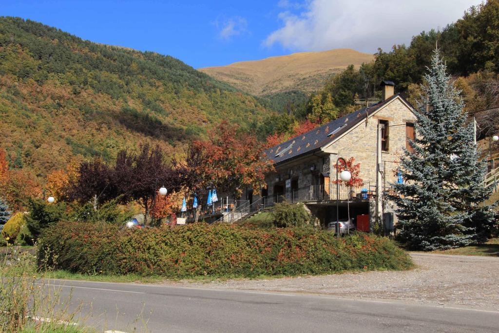 Hotel Hotel, Bungalows Y Camping Viu Víu